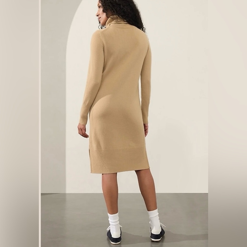 New Athleta Alpine Turtleneck Sweater Dress - Women’s size small - Picture 3 of 7